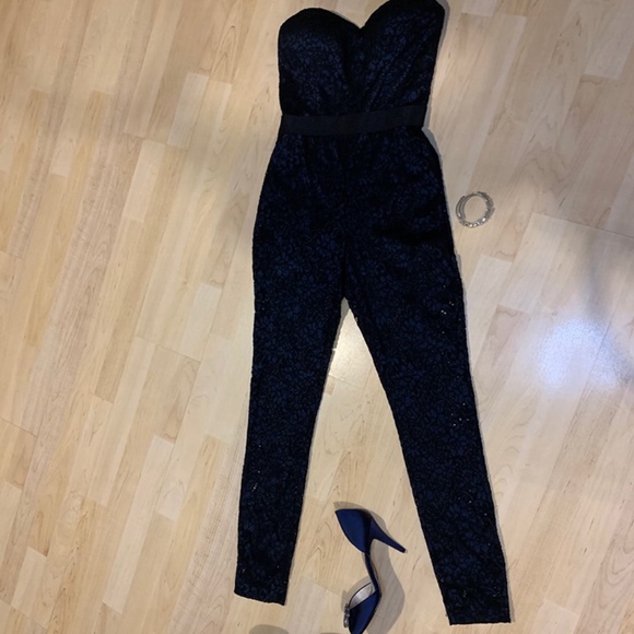 BEBE Black and Blue Strapless Lace Romper - Picture 5 of 6